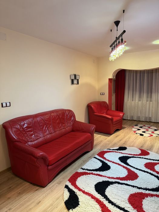 Inchiriez apartament