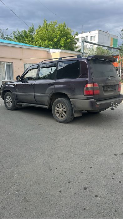 Продам жывой крузак 1998гв