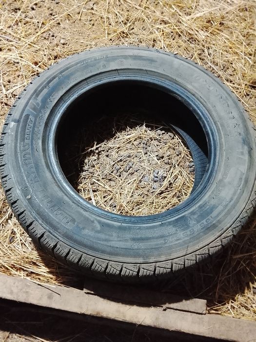 Продам 2 шт.     .