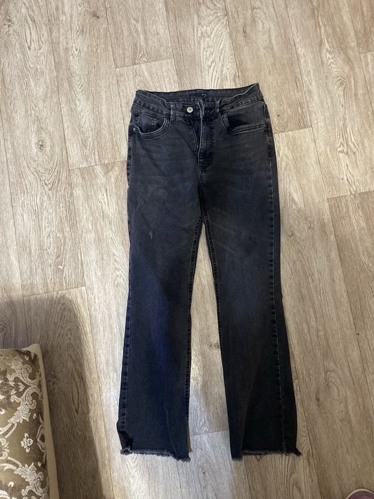 Продам джинсы женские