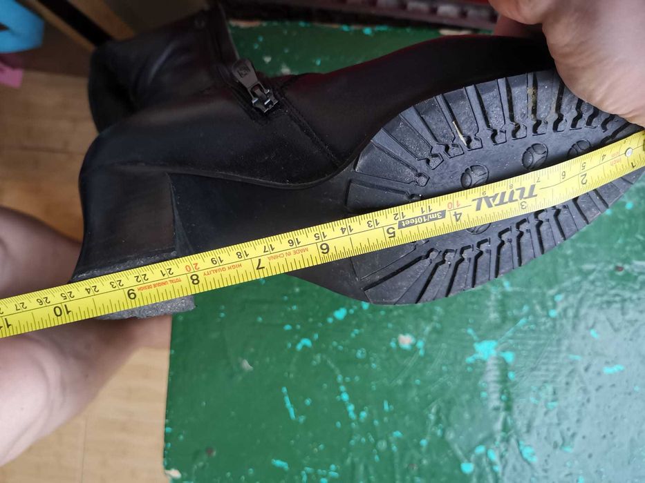 Cizme de piele toc de 6 cm NOI nepurtate