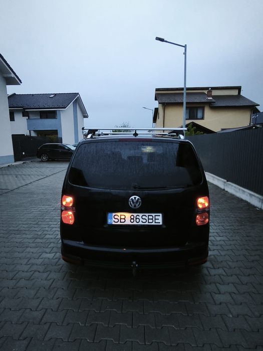 VOLKSWAGEN Touran 2009 — imagine 3