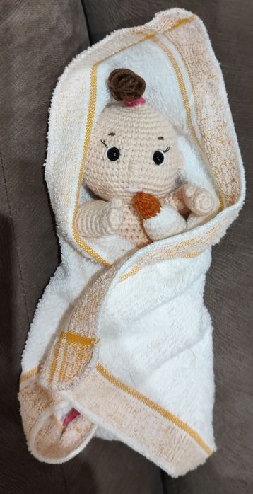Бебе плетена кукличка
