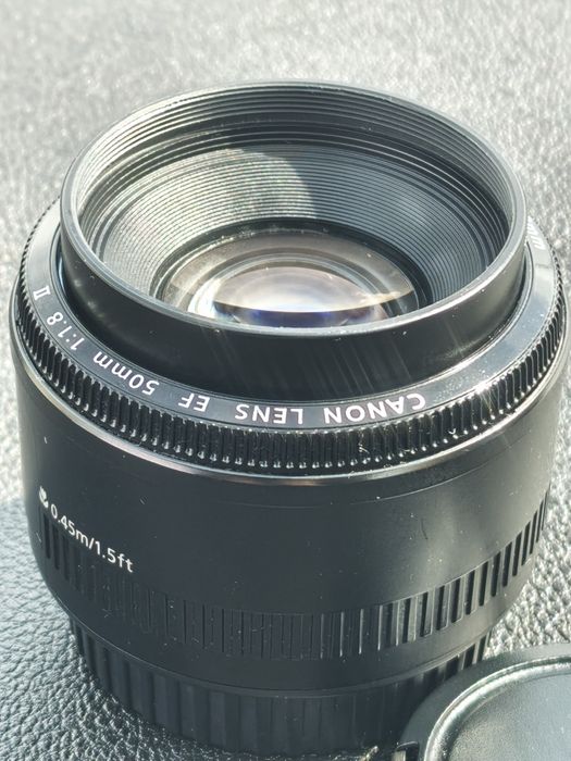 Canon EF 50mm f/1.8
