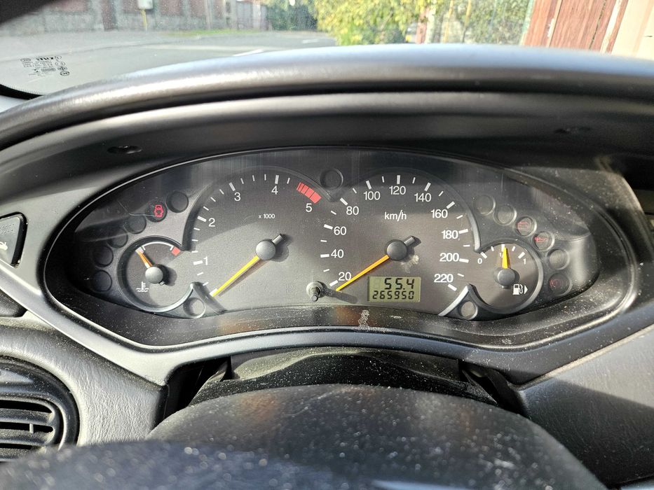 FORD Focus 2003 — imagine 4