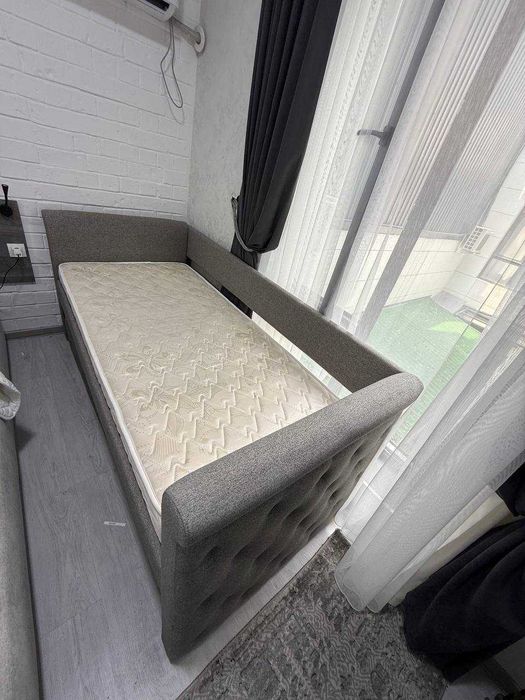 Продается детская двухъярусная кровать