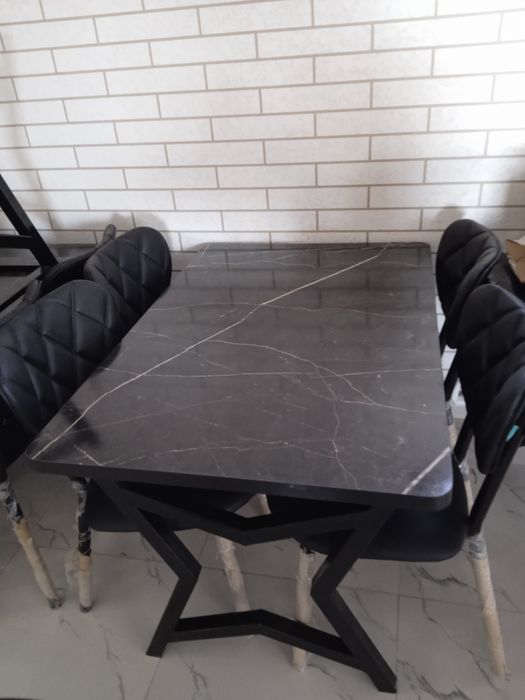 Новые столы в отличном качестве