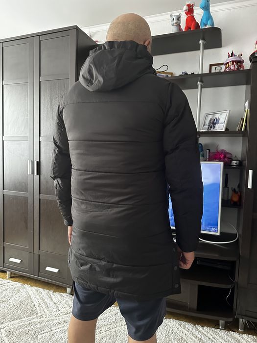 Продам зимнюю куртку