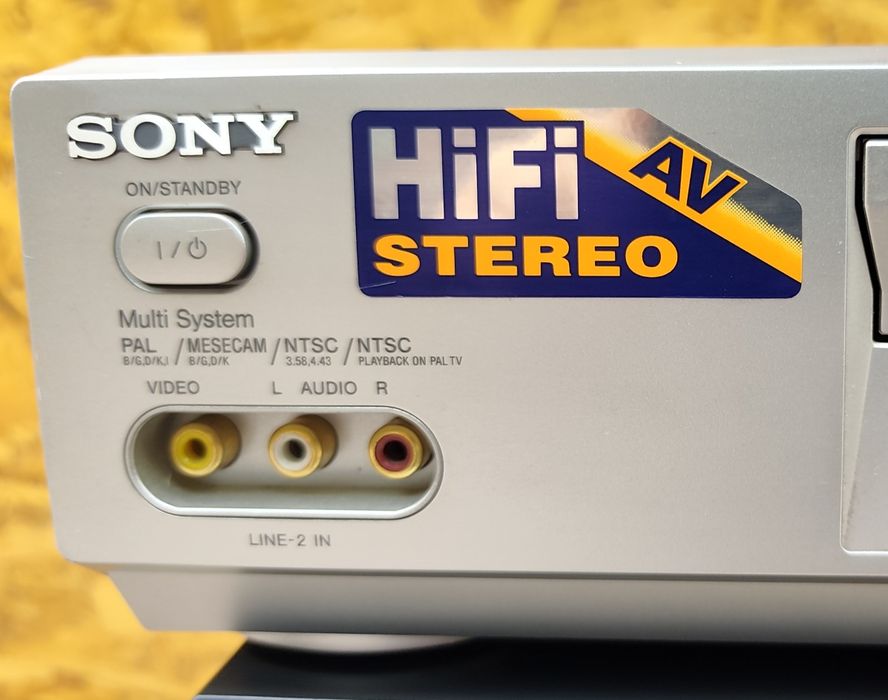 HI-FI STEREO  видеомагнитофон