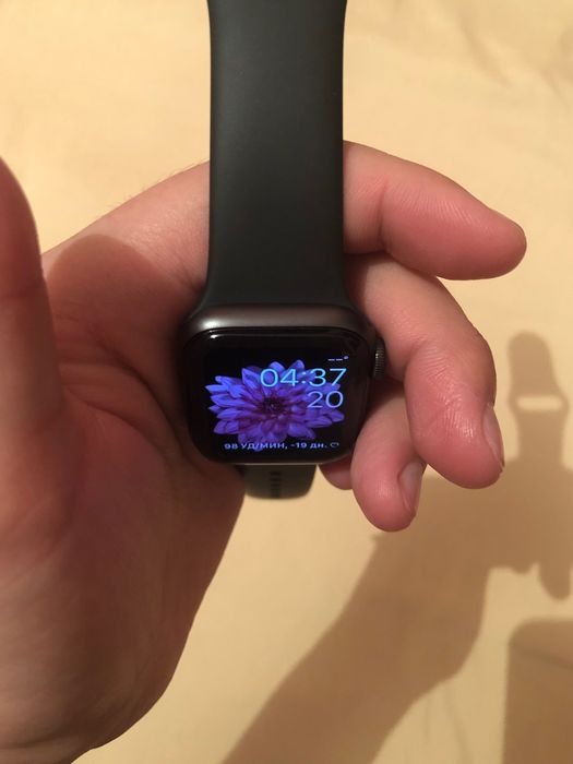 Apple Watch SE (40 mm)