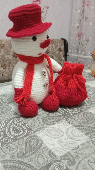 Вязаные игрушки, ручная работа