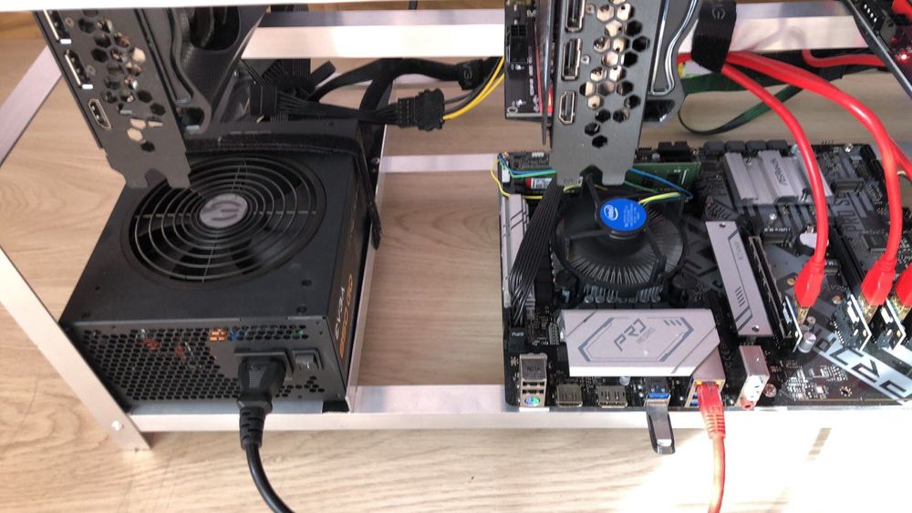 Компютърна система, Майнинг риг (Mining rig) GeForce RTX 3080 12GB