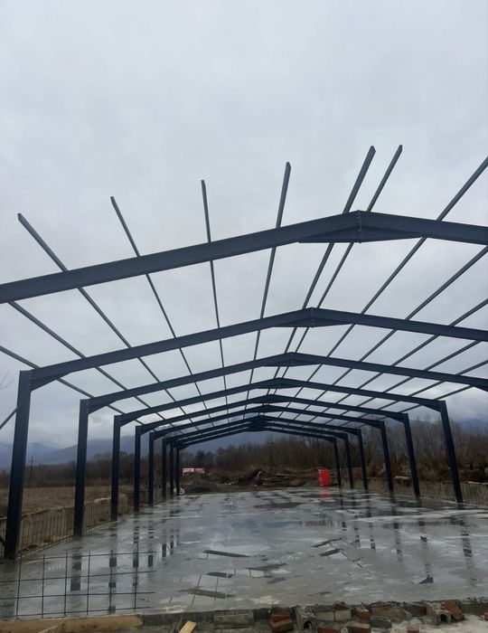Vând confectionez hale structuri metalice pret de producator