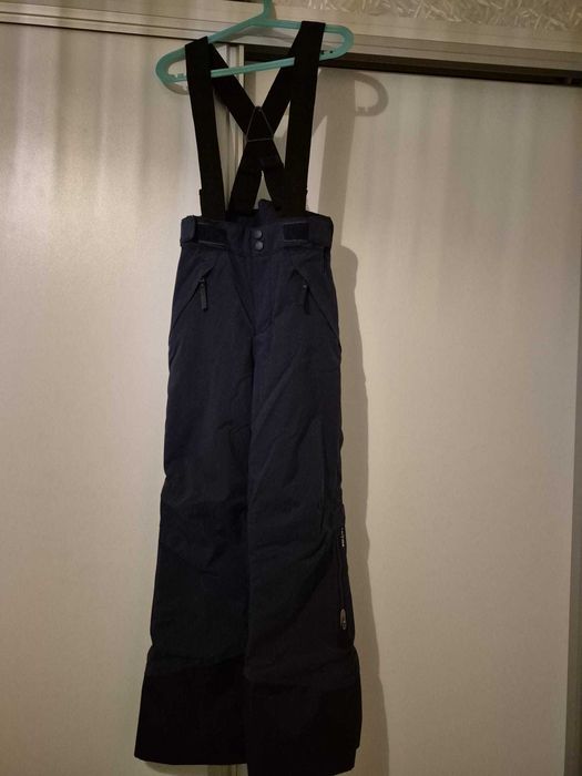 Costum ski baieti marimea 140