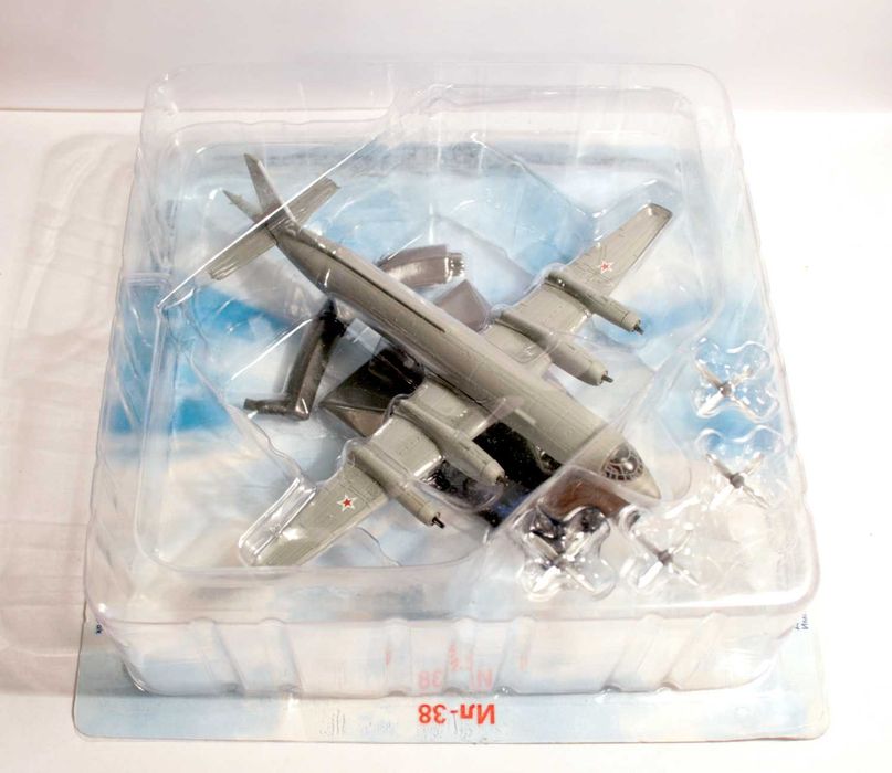 Игрушечные модели самолетов, времен раннего СССР