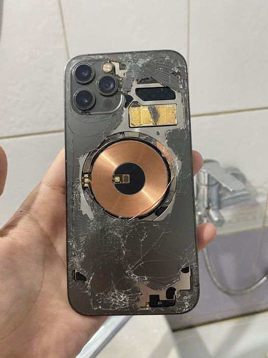 Iphone 12Pro /обмен