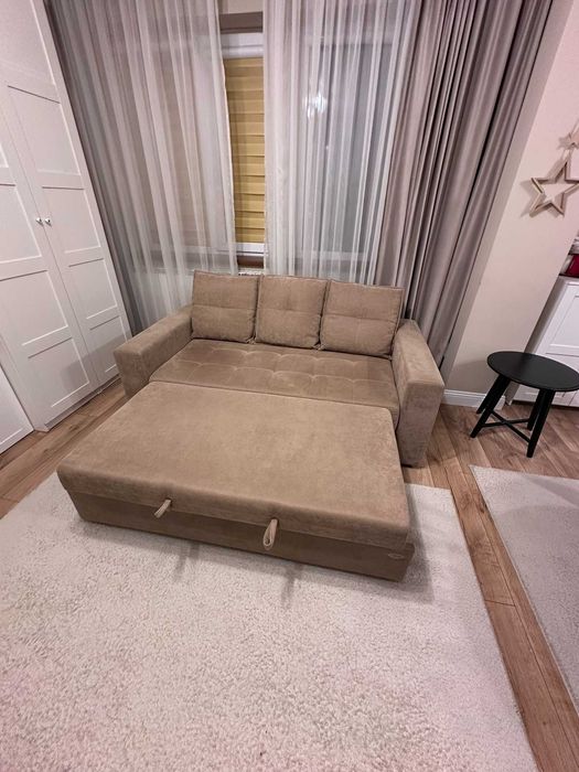 Canapea extensibila 3 locuri