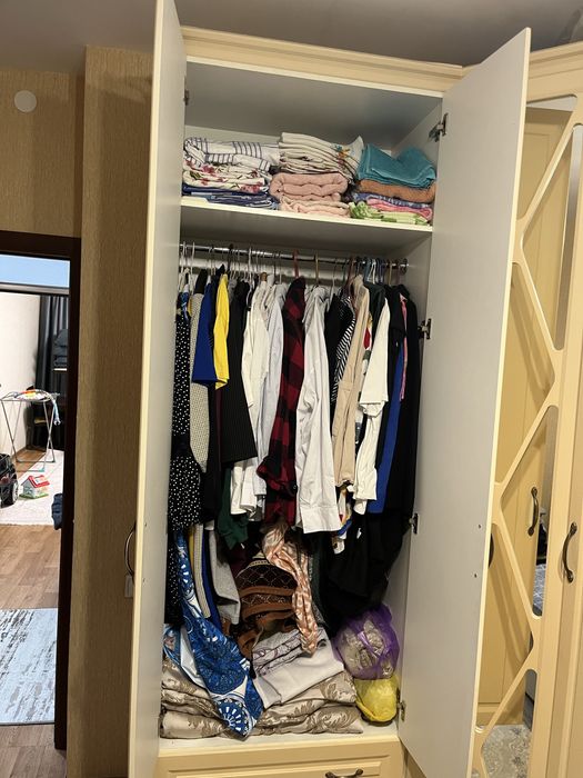 Спальный гарнитур