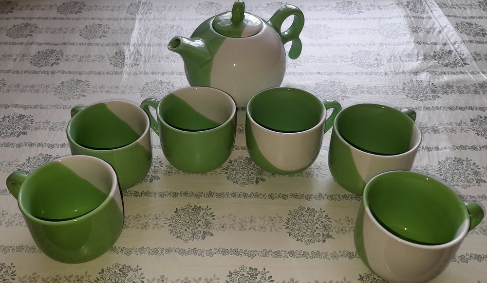 Продам    посуду