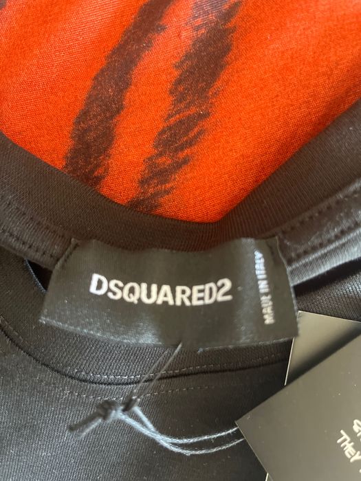 Dsquared2 тениска – черна с графичен дизайн