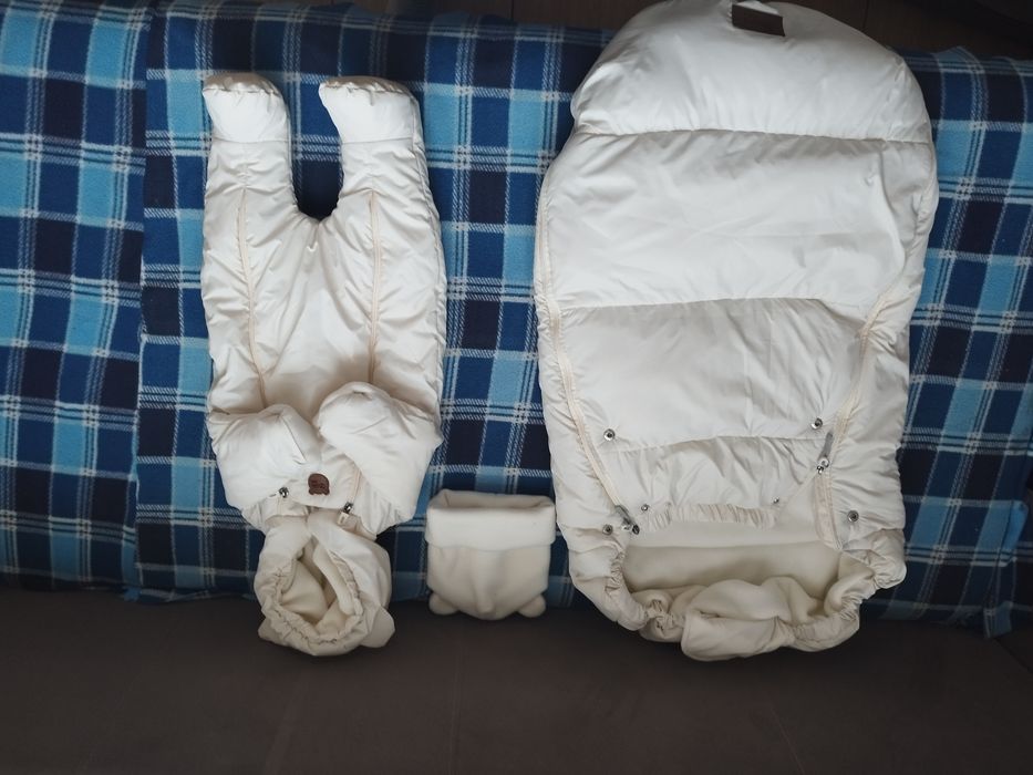 Комбинезон на выписку