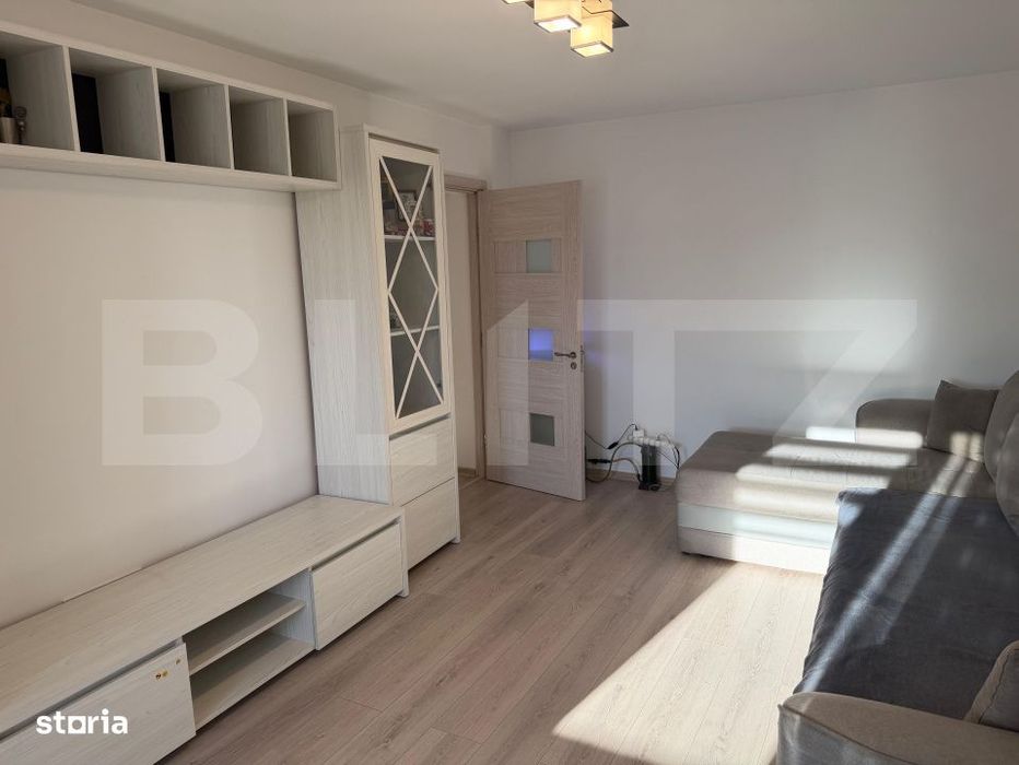 Apartament de vanzare, cu 3 camere