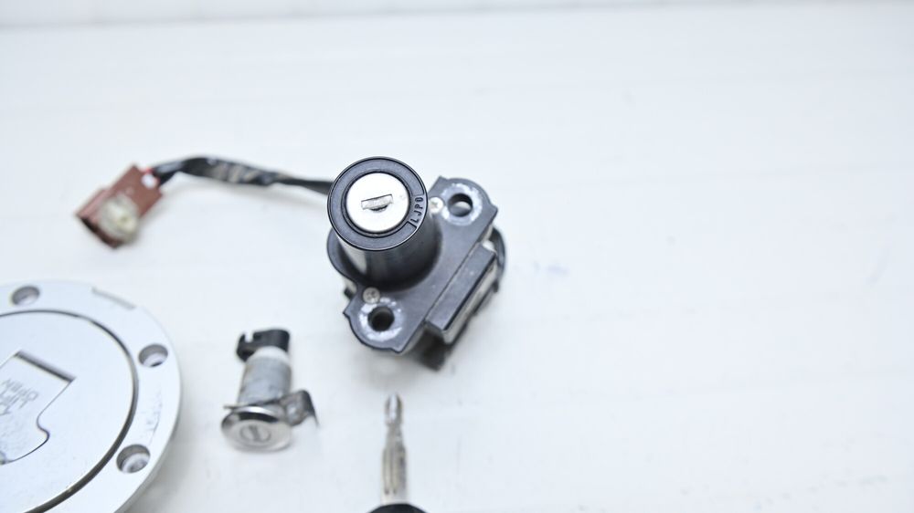 Set Contacte Chei Si ECU Calculator Kit Pornire Honda CB600F Hornet