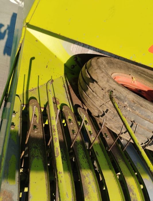 Пресс-подборщик Claas Marcant 55