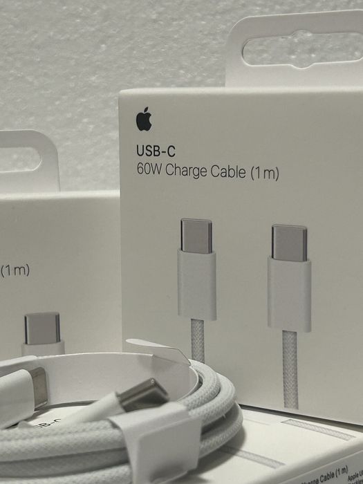 Оригинален Apple кабел 60W С-C за iPhone / MacBook (1м)