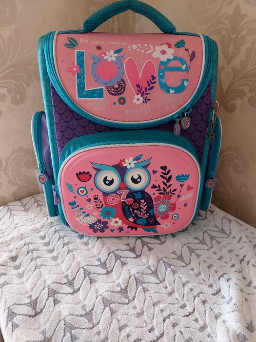 Рюкзак школьный продам