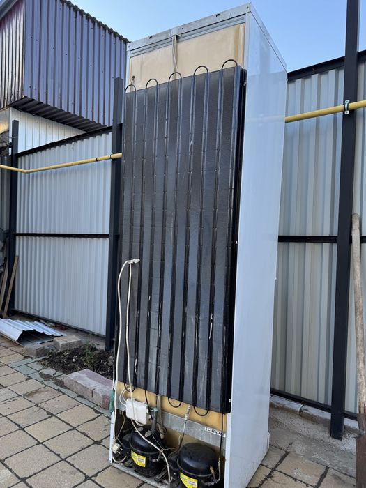 Холодильник indesit