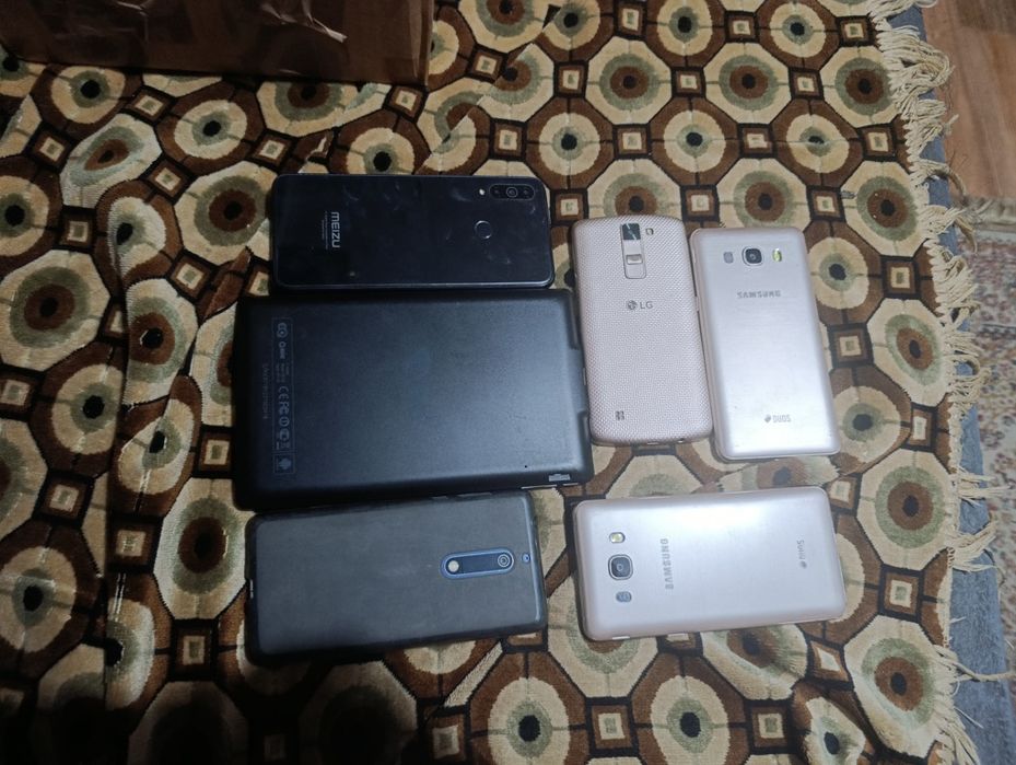 Планшет и смарфоны