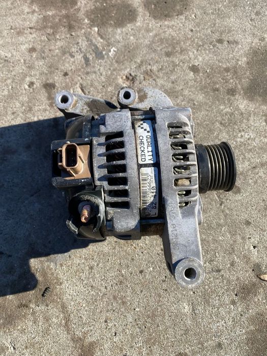 Alternator VOLVO S40 V50  36002575 30667072 30795495 30795497