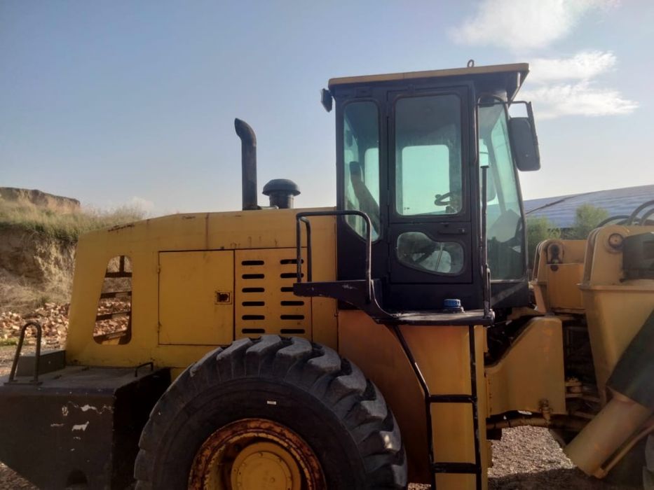 Погрузчик фронтальный ZL50D