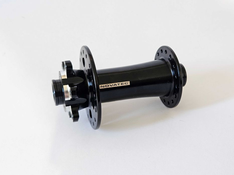 Предна главина Novatec D791SB-B15 32H 15x110мм Boost