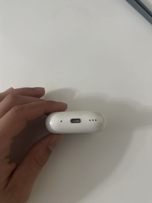 AirPods Pro 2 (CASCA LIPSA)