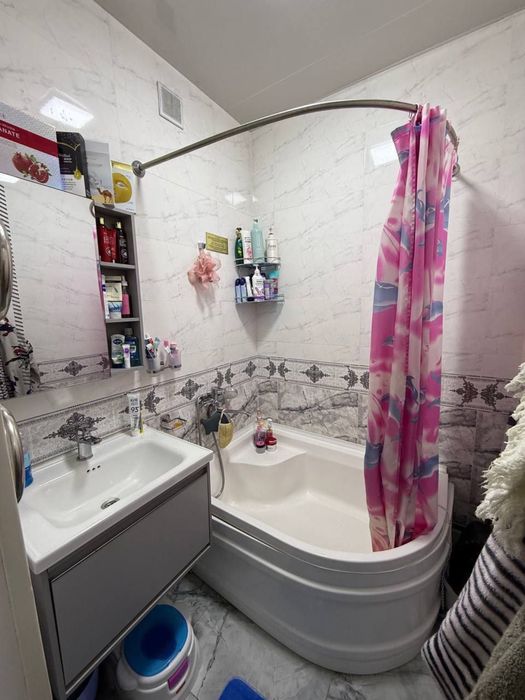 Srochno sotiladi 2/1/4 Yunusobod 15 IPOTEKA!!!