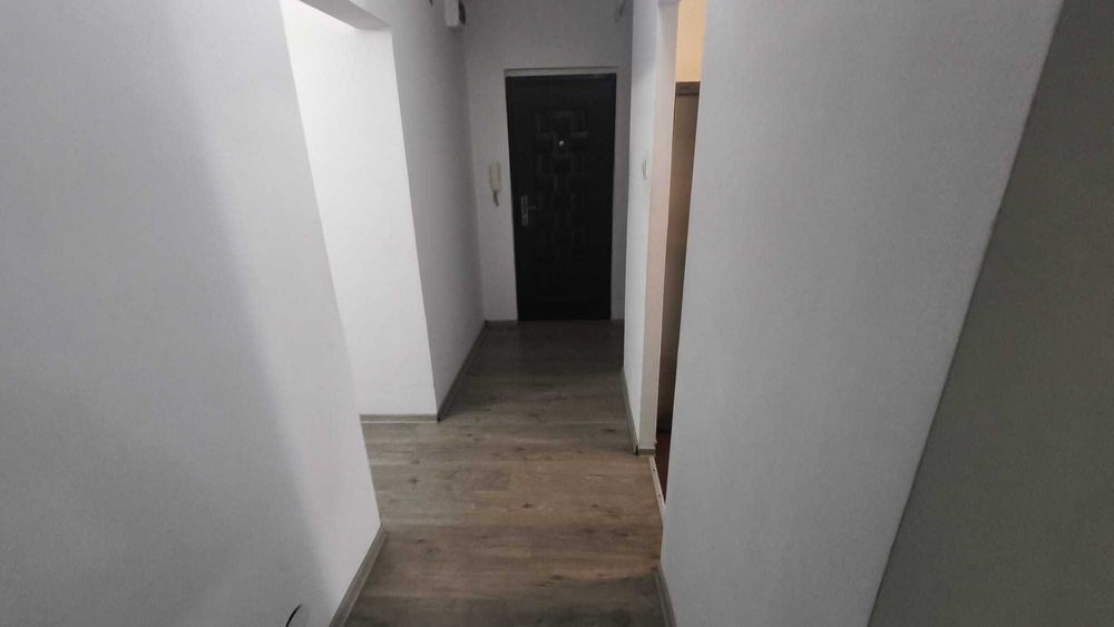 3 camere **80 mp – Ideal pentru 3 studente | Zonă foarte bună | Lângă școală și transport**- UNIRII