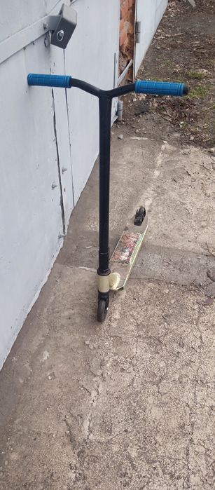 Трюковой самокат