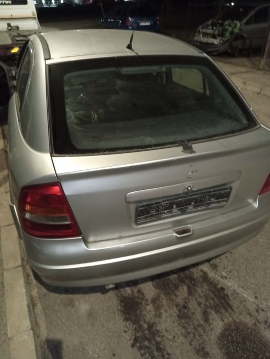 Опел Астра 2.0 Дизел на части всичко налично