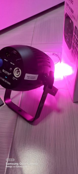 Vand reflector/spot Cameo Q-Spot 40 RGBW Black, NOU !!!