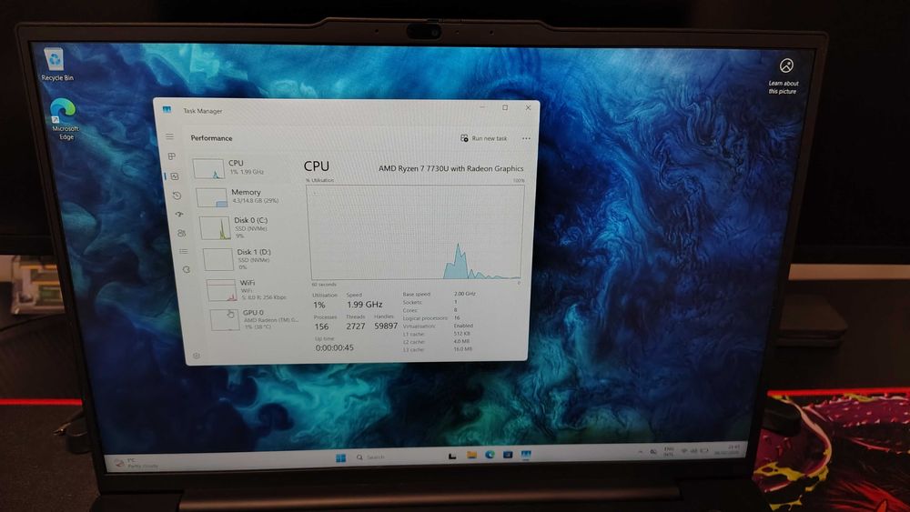Lenovo Thinkpad E16 Gen 1  AI AMD Ryzen 7 7300U - 16GB 1TB Win 11 PRO