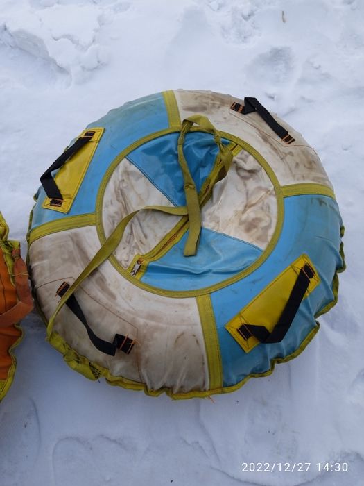 Тюбинг, ватрушка, надувные санки.