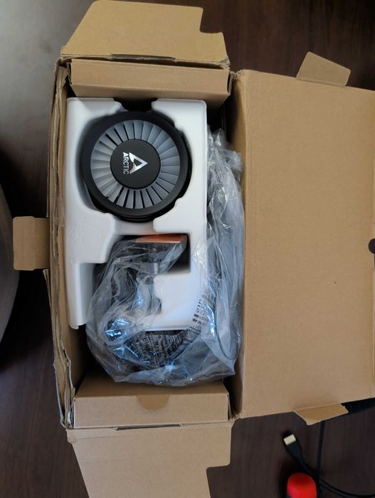 Cooler AIO Arctic freezer 3 240 cu factura