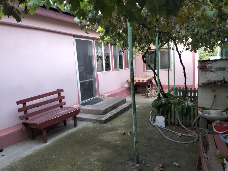 Vand casa batraneasca