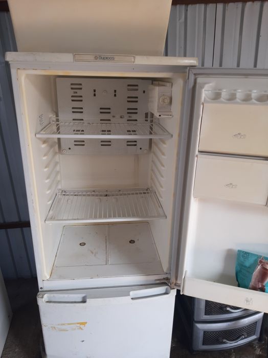 Продам стиральную машинку Зануси,