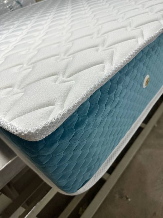 Анатомический и ортапедический матрасы.