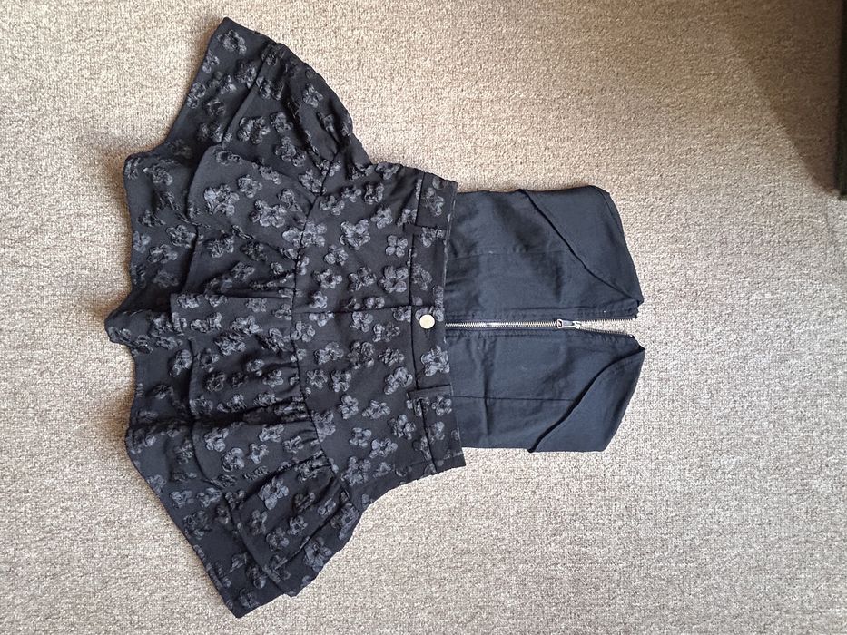 Поличка Bershka