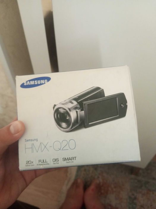 Samsung HMX Q20 істеп тұр