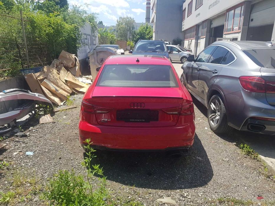 продава се цялатa или на части колата е на 40 000км Пали и Върви !